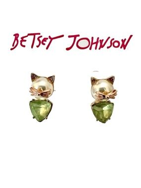 Betsy Johnson Designer Pearl Cat Stud Earrings‎ | Citrus Green Stone New